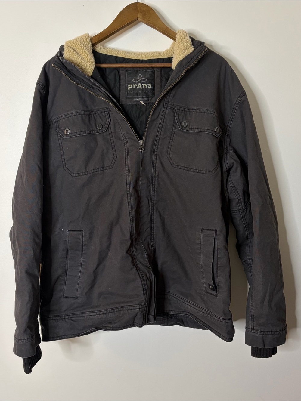 Prana Men’s Charcoal Hooded Field Jacket with Cream Sherpa Lining XL